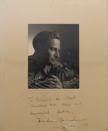 Yehudi MENUHIN 
Yehudi MENUHIN, -violonnist- Vintage silver print by Richard de Grab...