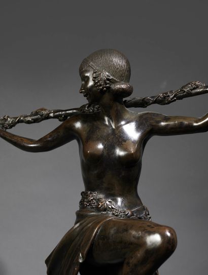 Pierre LE FAGUAYS Pierre LE FAGUAYS (1892 - 1962) - Danseuse au Thyrse - Bronze -...