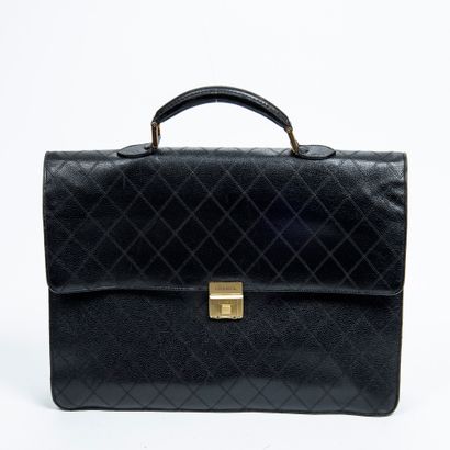 Chanel CHANEL - Satchel in black caviar calfskin with two gussets - Adjustable closure...