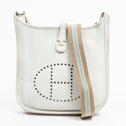 Hermès HERMES - Evelyne 1 bag in white grained calfskin - Grey and blue cotton shoulder...