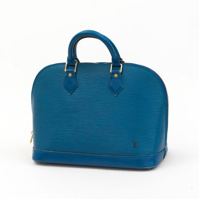 Louis Vuitton LOUIS VUITTON - Sac modèle Alma en cuir épi bleu - Deux poignées -...