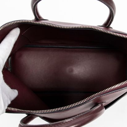 Hermès HERMES - Plum colored swift calfskin bag - Plum lambskin interior - Good condition...