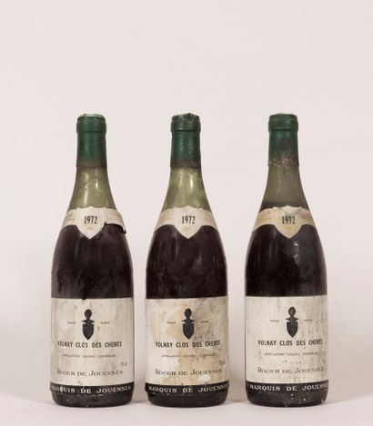 null 3 bottles Volnay Clos des Chênes 1972 - Domaine Roger de Jouennes - Level between...