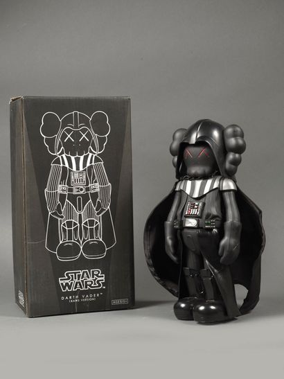 KAWS KAWS (1974) - Star Wars Darth Vader 2013. 11x26x6 cm - Designed by Kaws et Medicom...