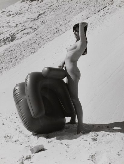 Serge JACQUES Serge JACQUES (1927) - At the beach - Silver print - On the back copyright...
