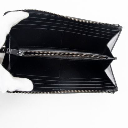 Yves Saint Laurent YVES SAINT LAURENT - Card holder, purse in black box calfskin...