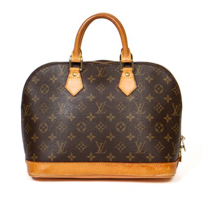 Louis Vuitton LOUIS VUITTON - Medium size Alma bag - in monogrammed canvas and natural...