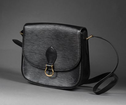 Louis Vuitton LOUIS VUITTON Sac porté épaule cartouchière en cuir épi noir - Intérieur...