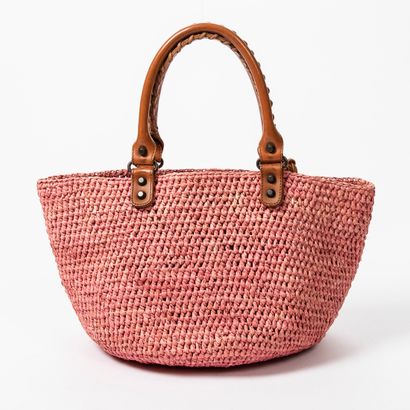 Balenciaga BALENCIAGA - Shopping bag in pink woven raffia - Handles and yoke in cognac...