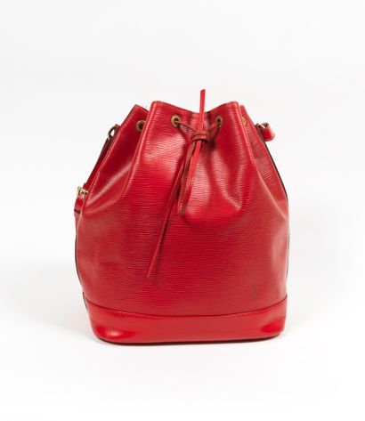 Louis Vuitton LOUIS VUITTON -Sac porté épaule grand modèle Noe – En cuir épi rouge-...
