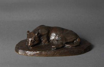 Antoine-Louis BARYE 
Antoine-Louis BARYE (1795-1875) - Jaguar dormant, 1837 - Bronze... Gazette Drouot