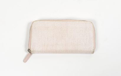 CHANEL CHANEL -Powder pink fabric wallet card holder - Interior in lambskin and pink...