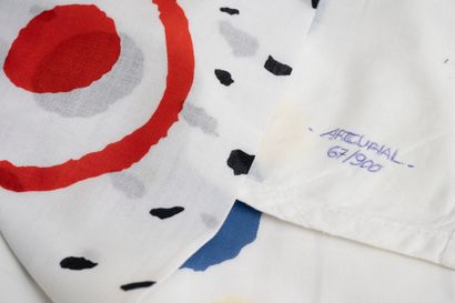 Sonia DELAUNAY Sonia DELAUNAY (1885-1979) - Constellation tablecloth, 12 towels -...