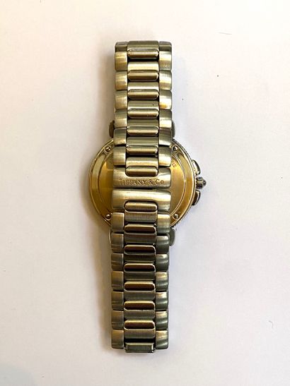 Tiffany & Co. Tiffany & Co., référence M081, vers 2000 - Une montre ronde en acier,...