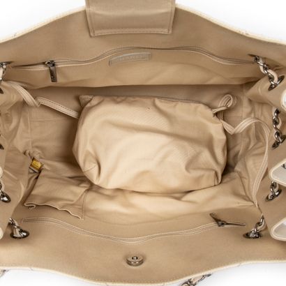 Chanel CHANEL - Paris sac cabas en tissu gros grain crème - Haut des soufflets et...