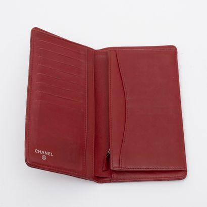Chanel CHANEL Paris wallet in red grained calfskin - Inside in red lambskin - Good...