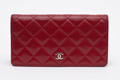 Chanel CHANEL Paris wallet in red grained calfskin - Inside in red lambskin - Good...