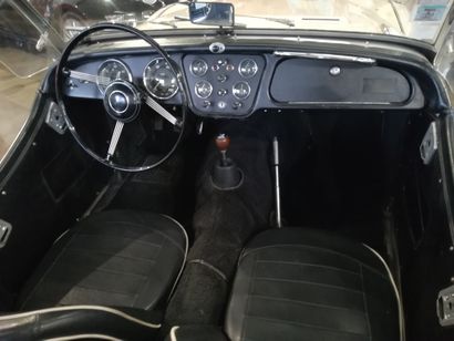 Triumph TR3 cabriolet, 1960 Kilométrage : 76136 miles au compteur. Bon état général...