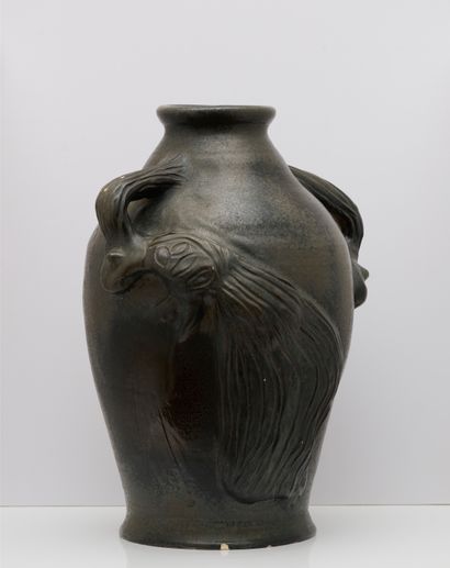 BAYA (1931-1998) BAYA (1931-1998) Painted terracotta vase with fish and bird decorations...