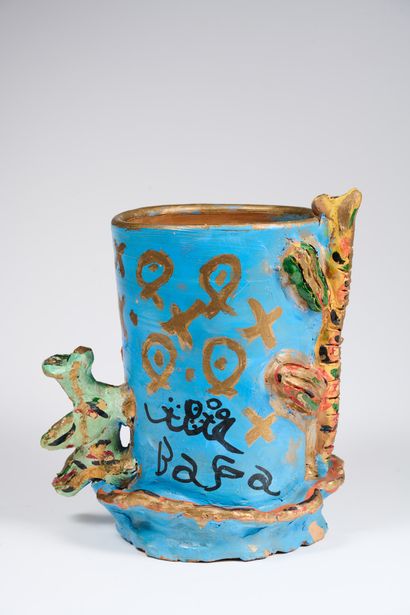 BAYA BAYA (1931-1998) - Vase à motifs polymorphes à décor animalier et végétal -...