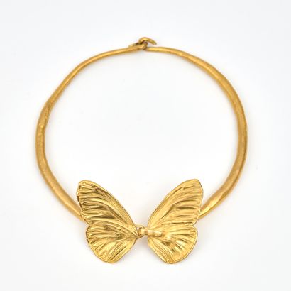 Claude LALANNE Claude LALANNE (1925-2019) - Collier torque "Papillon" en bronze doré...