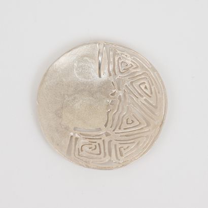 JEAN COCTEAU JEAN COCTEAU (1889 - 1963) -Profile - Silver pendant - diameter 5 c...
