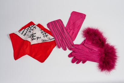 Christian Dior Ensemble de deux paires de gants taille 7 1/2 : Christian Dior en...