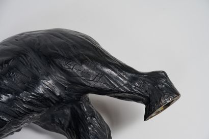 Jorge BORRAS Jorge BORRAS (born 1952) - Polar bear, 1998 - Black patina bronze sculpture...