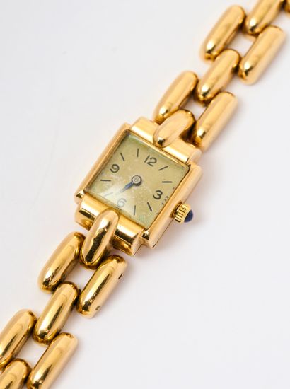 Montre or Montre-bracelet de dame de forme rectangulaire, anonyme, en or jaune 18...
