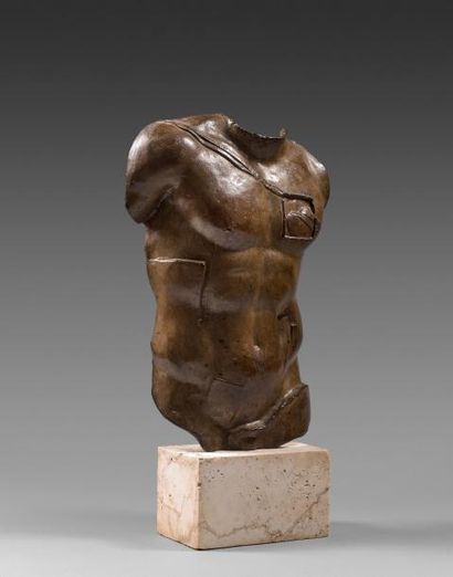 Igor MITORAJ (1944-2014) Igor MITORAJ - Persée - Sculpture en bronze signée et numérotée...