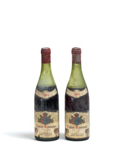 Vosne Romanée 2 bouteilles Vosne Romanée 1964 - Etat : 2 bouteilles Niveau 5