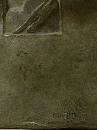 Igor MITORAJ Igor MITORAJ - Asclepios - Bronze à patine verte signée en bas vers...