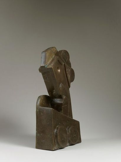Jacques Henri GUYOT Jacques Henri GUYOT (1946) - Buste de femme - Bronze signé et...