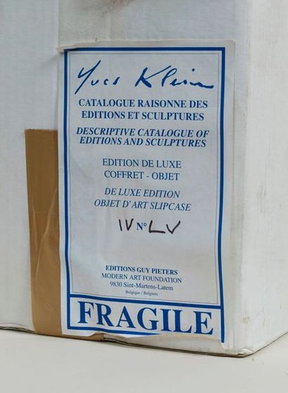 YVES KLEIN YVES KLEIN (1928-1962) - Catalogue raisonné des éditions et sculptures,...