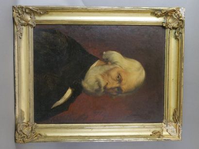 null Ecole française XIXème - Portrait d'un notable - Huile sur toile - 61,5 x 45...