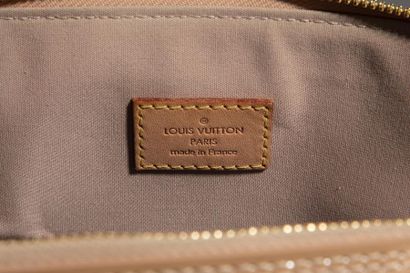 null Louis VUITTON- Sac " Alma " Edition originale Beige and White Serge GAINSBOURG...