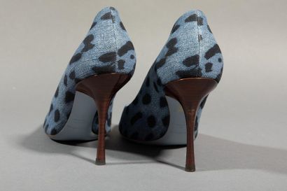 null Ensemble: DOLCE GABANNA- Paire de chaussures bleues imprimé panthère - Lot de...