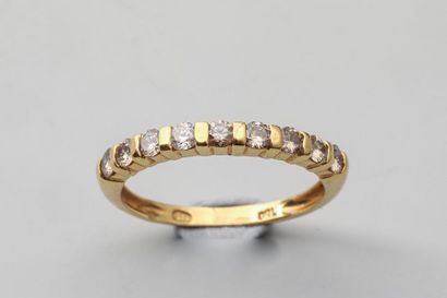 null Half wedding band in 18k yellow gold with diamonds - Gross weight: 2,2 gr -...
