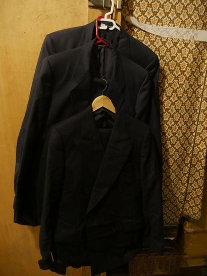 null Manette of men's suits including Christian DIOR and Yves SAINT LAURENT