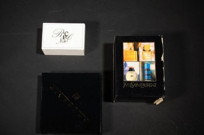 null YVES SAINT LAURENT
Coffret comprenant 4 miniatures homothétiques avec Parfum
d’Origine...