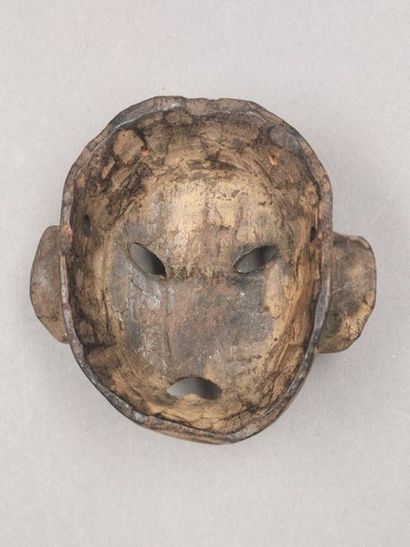 null Tête trophée en bois sculpté symbolisant une tête coupée.Anciens aborigène cannibales...