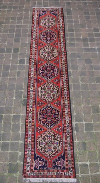 null TAPIS - Grande Galerie Ardebil (Iran) - Velours en laine sur fondations en coton...