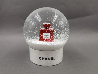 null CHANEL - Snow globe in Bottle n°5 - In its box - Brand New