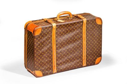 null Louis VUITTON Suitcase "Airbus" in Monogram canvas and natural leather, double...