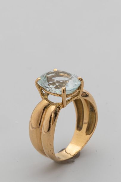null 18k yellow gold ring with an oval aquamarine - TDD 52 - PB: 5,7gr