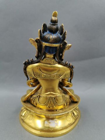null Buddha en bronze ciselé doré sur socle lotiforme- Thaïlande - H :17,5cm
