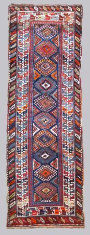 null TAPIS - Originale galerie Gendge’. ( caucase ) - Velours en laine sur fondations...