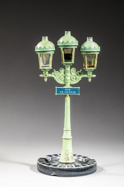 null CORDAY « Rue de La Paix »
Flacon en céramique de couleur vert bronze, et de...