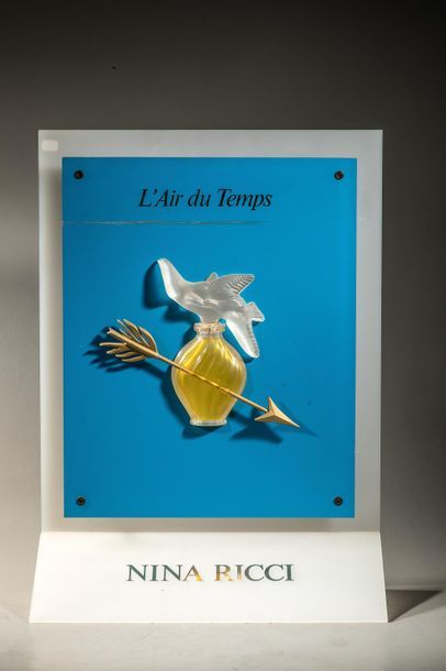 null Présentoir publicitaire Nina Ricci l'Air du Temps en plastique thermoformé,...
