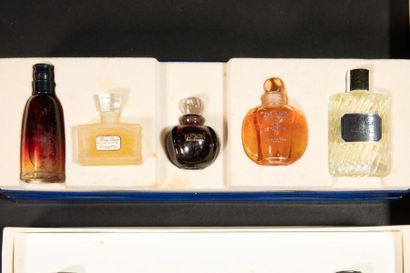null Lot : Deux coffrets Christian Dior la collection contenant cinq pièces, Miss...